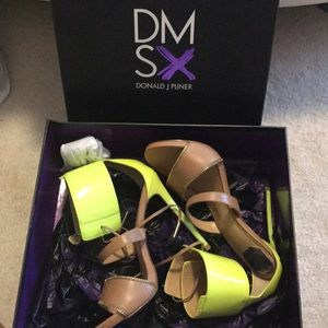 DMSX Donald J Pliner heels